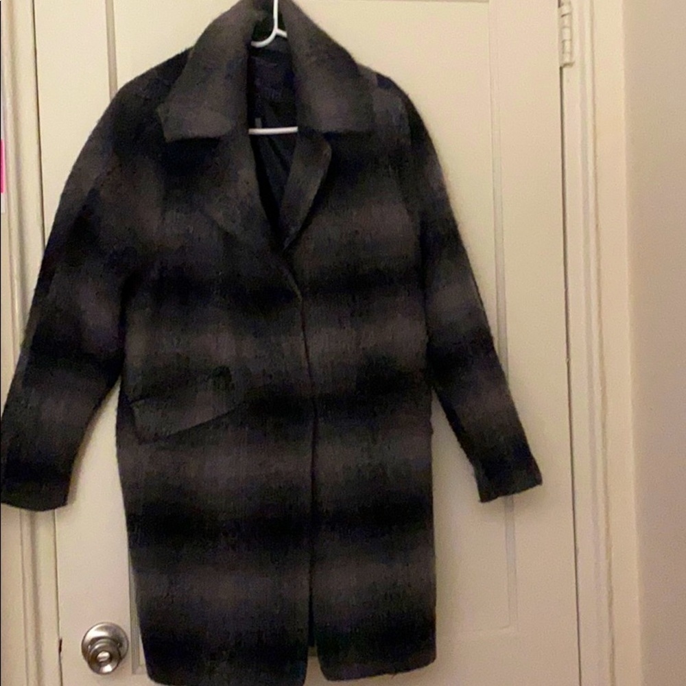 Marc New York gray and black bubbly jacket size: 8